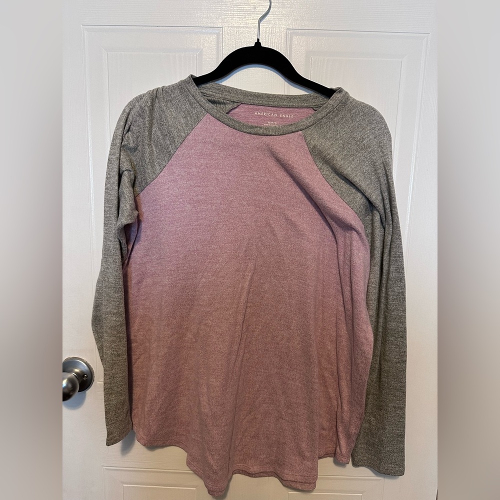 American Eagle Pink and Gray Long Sleeve Shirt